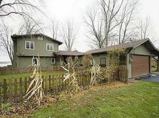 1229 Wilbur St, Pinckney, MI 48169