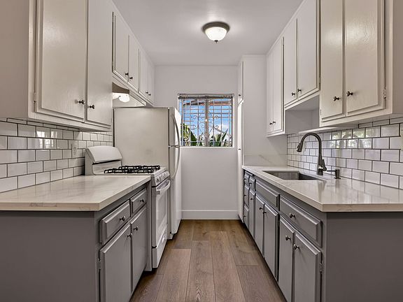 3733 Military Kitchen
