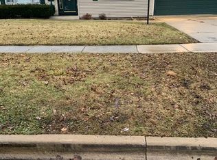 7321 Iris Ave, Hanover Park, IL 60133