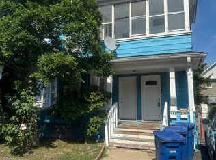 198 Prince St, Bridgeport, CT 06610
