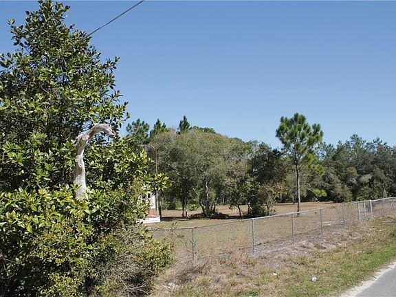 5th image of 45812 Deer St