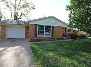 1320 Genesta Dr, Evansville, IN 47720