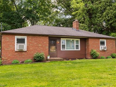 1012 Robinson Ave, Barberton, OH, 44203