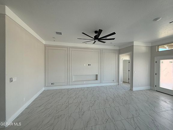 4th image of 13379 Jeff Winton Dr