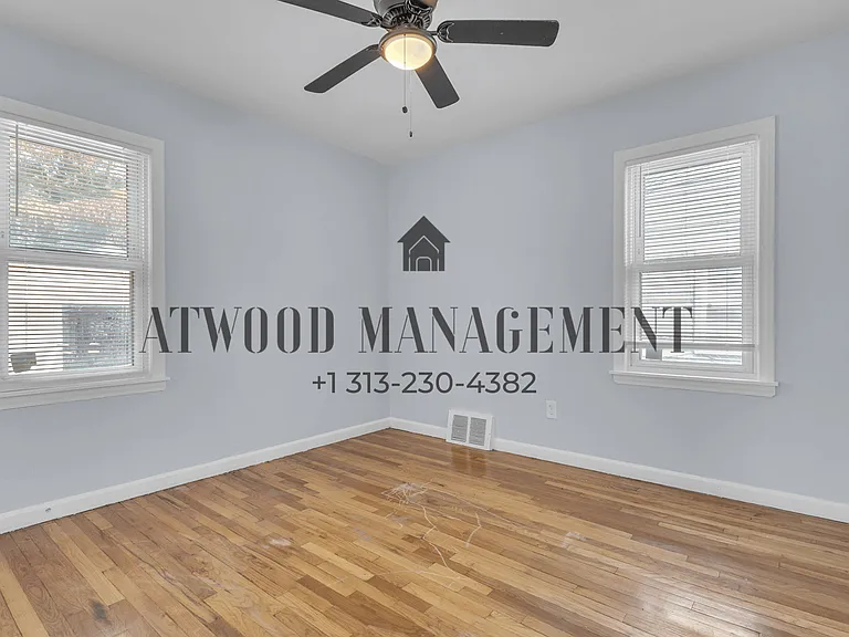 19355 Caldwell St — Photo 12