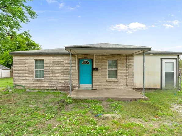 539 W Nelson Ave, Aransas Pass, TX 78336