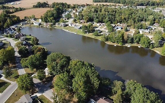 3rd image of 429 Mutton Creek Dr