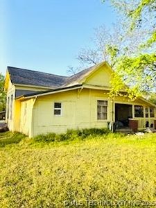 213 W Pine St, Coweta, OK, 74429