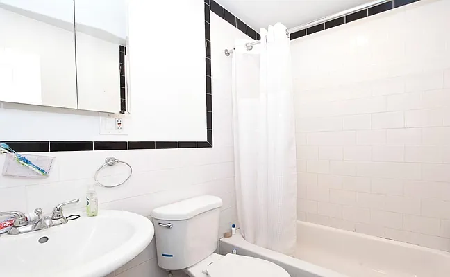 Rented by Keller Williams NYC | media 12