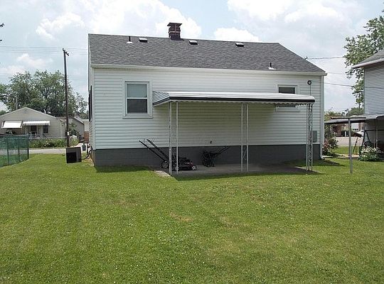 2nd image of 547 W 6th Ave