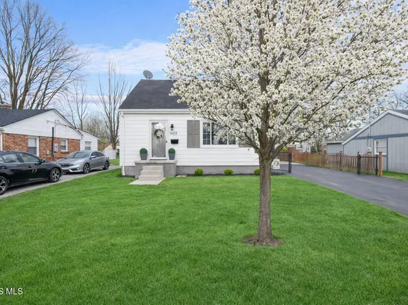 903 Loch Haven Blvd, Maumee, OH 43537