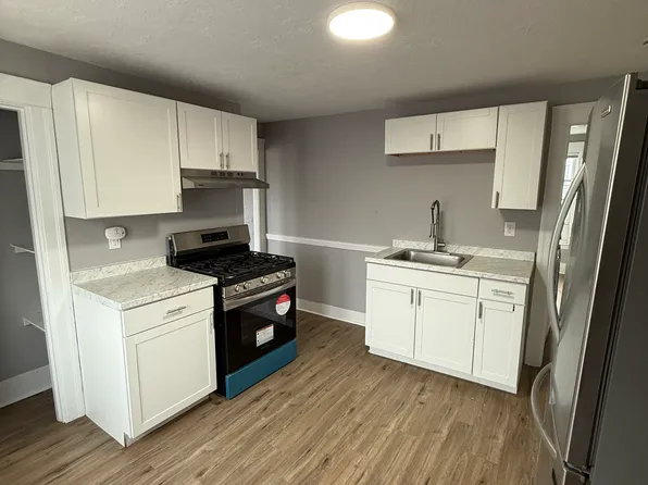 17 Duxbury Rd #3, Worcester, MA 01605