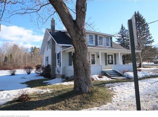 40 Highland Ave, Winthrop, ME 04364