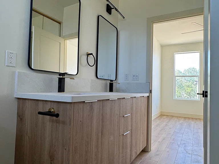 955 Olive Branch Pl — Photo 28