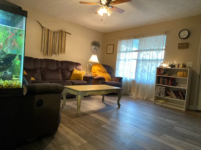 10 Martin Dr — Photo 7