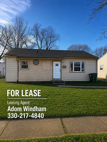 2103 Willowrow Ave NE Photo 1