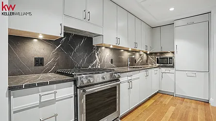 554 Fourth Avenue, #3E