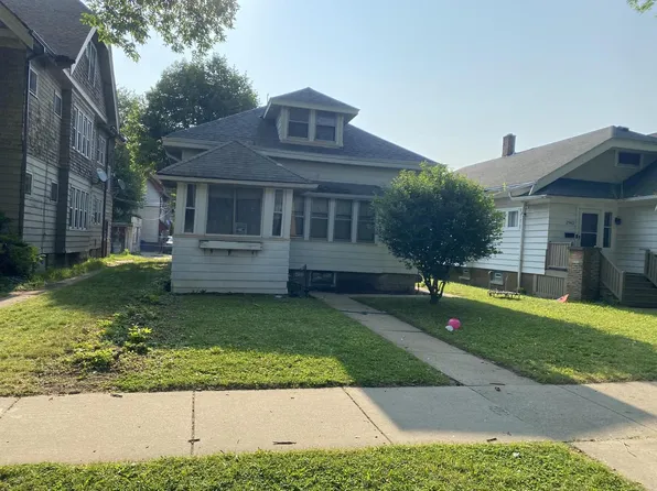 2966 North 45th STREET, Milwaukee, WI 53210
