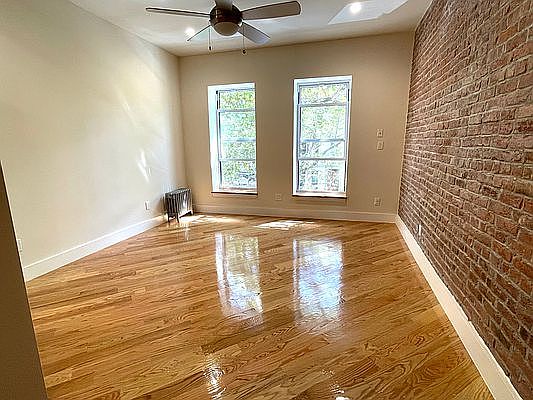 4th image of 1357 Pacific St #1R