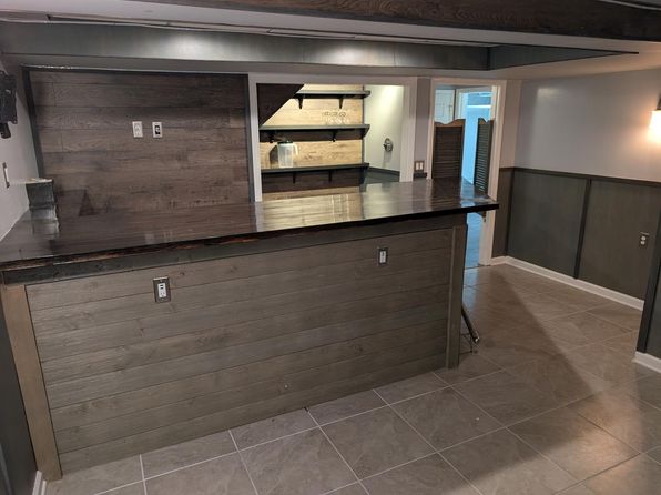 24540 Pinehurst Ave #1