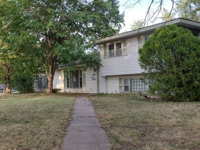 1144 N Brunswick Ln, Wichita, KS, 67212