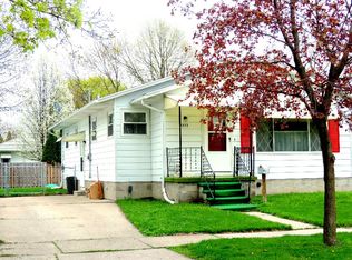 1303 Raymond St, Bay City, MI 48706