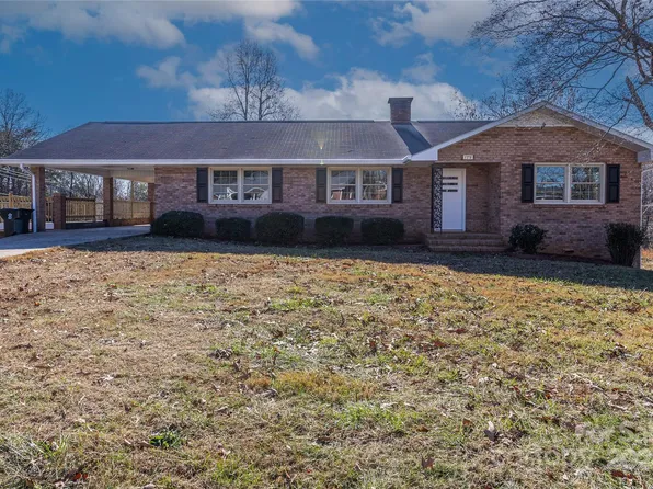 179 Legion Rd, Hudson, NC 28638