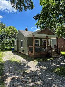 2230 Montroyal Ave, Waterford, MI, 48328