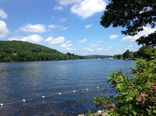 23 5th Avenue Row, Shrewsbury, MA 01545