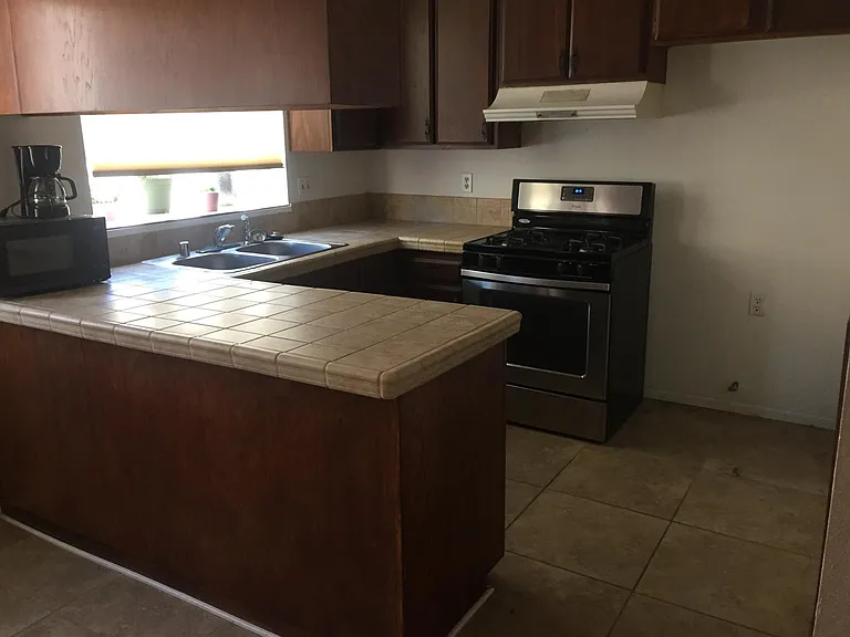 17922 River Cir — Photo 12