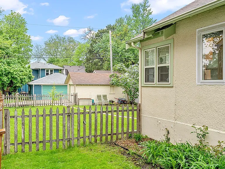 4504 Harriet Ave — Photo 22