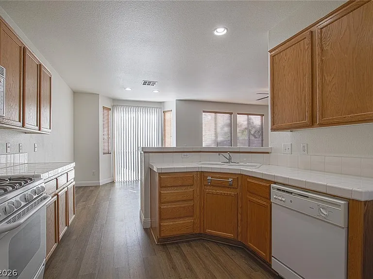 8152 Starling View Ct — Photo 12