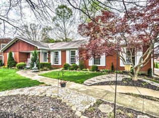3312 Stony Brook Dr, Louisville, KY 40299