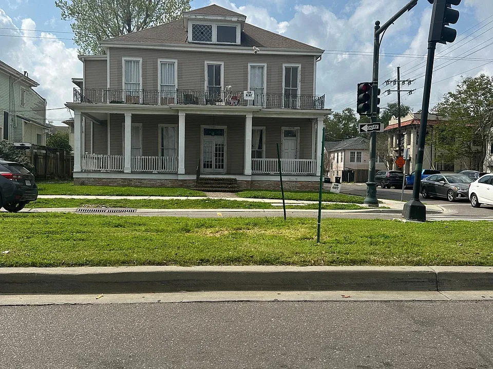 2236 Jefferson Ave
