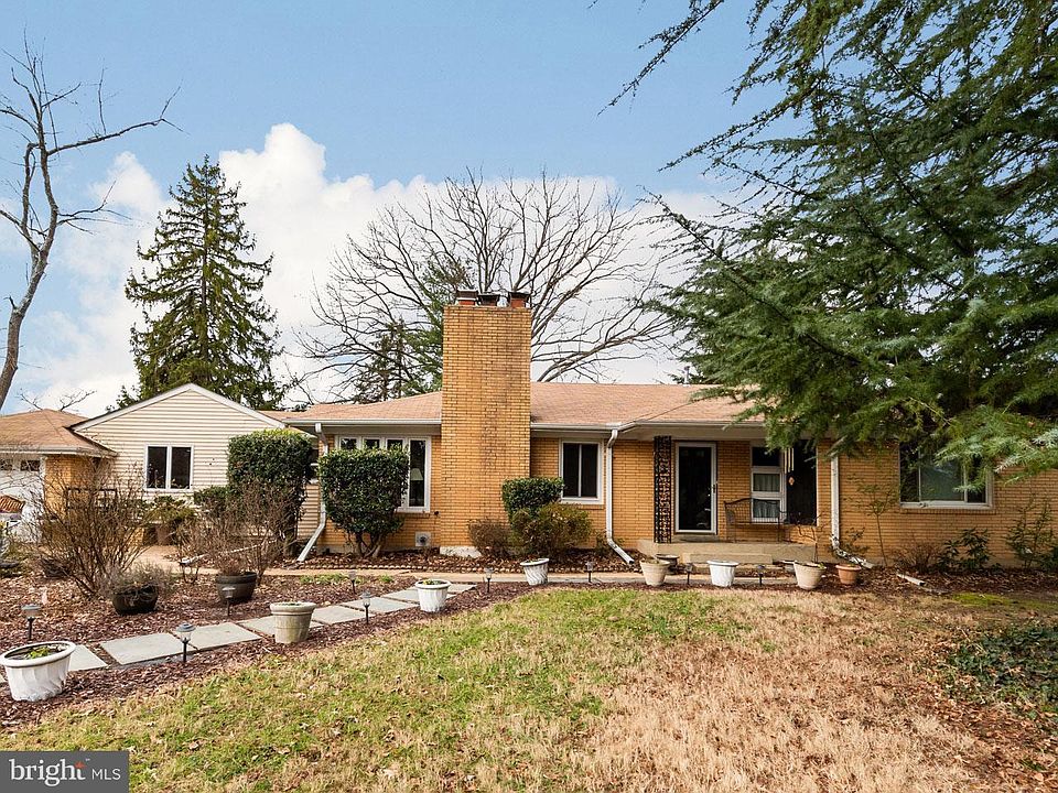 1st image of 4500 Brookside Dr