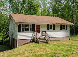 20 Mellon Rd, Lake Ariel, PA 18436