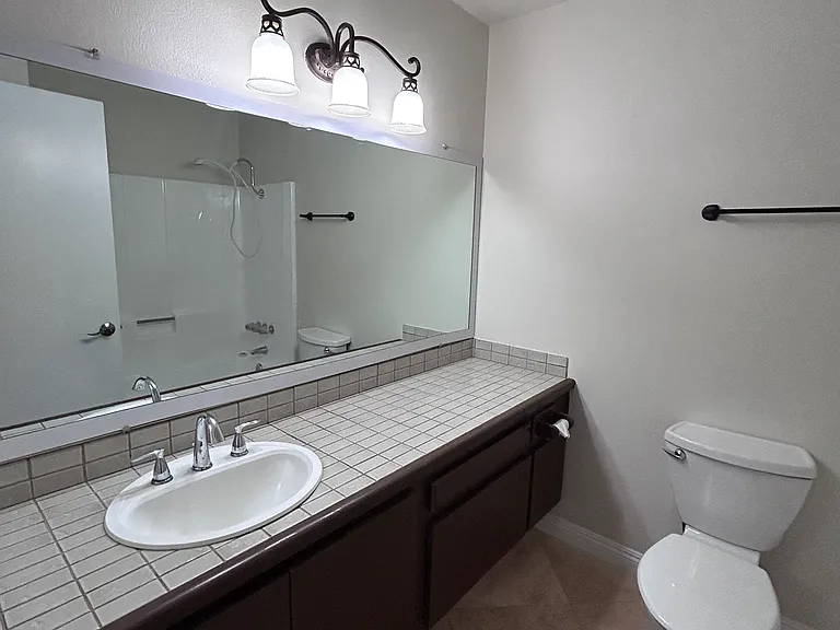 1313 Eagle Rock Ln — Photo 17