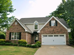 6833 Flagstone Dr, Ooltewah, TN 37363