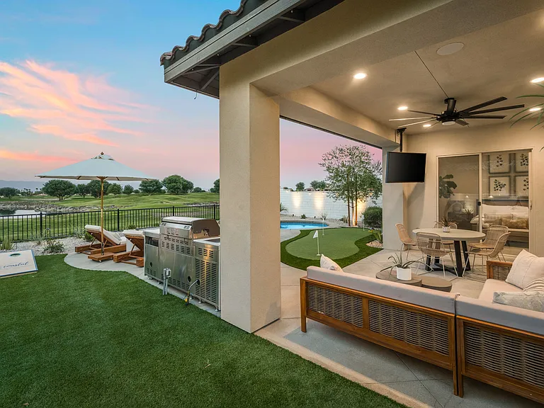 Cornhole anyone?