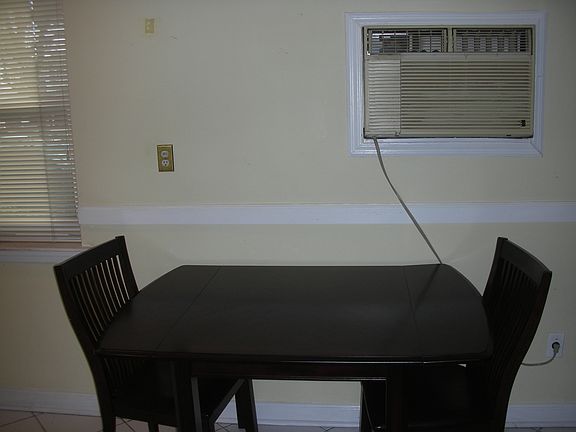 4th image of 7403 255th St #1ST