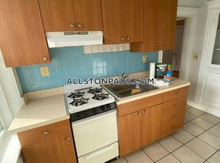 4 Price Rd APT 7, Boston, MA 02134