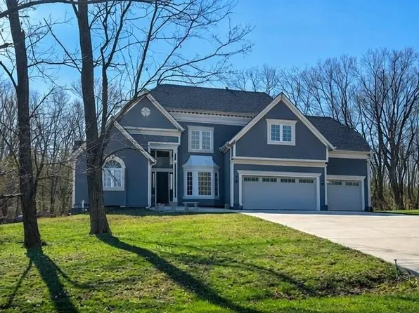 14921 Black Oak Dr, Smithville, MO 64089