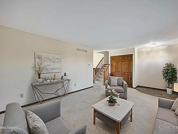 3rd image of 108 Mollie Dr