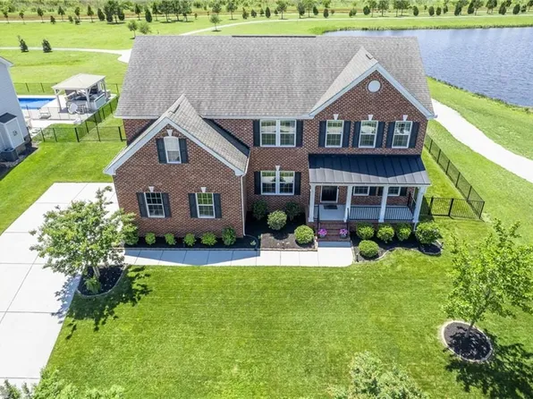 1925 Dale Greene Pl, Virginia Beach, VA 23456