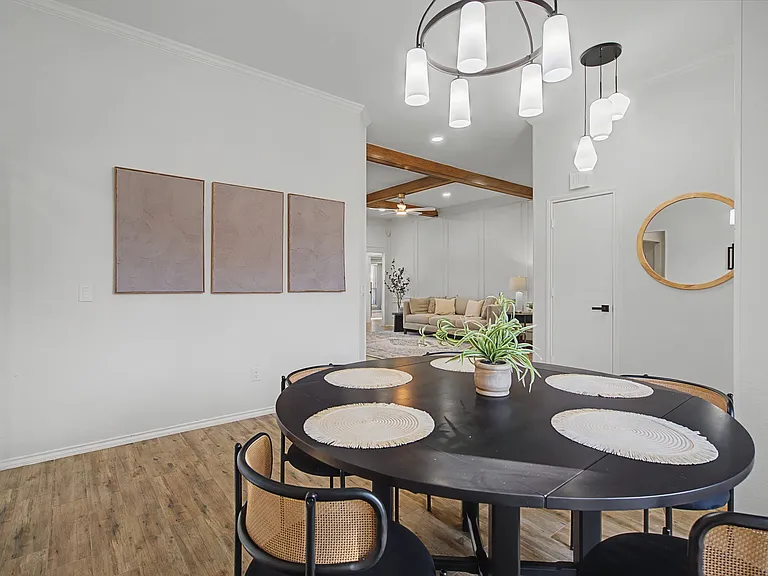 1203 Babbling Brook Dr — Photo 10
