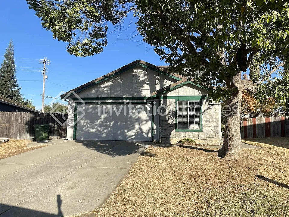 8710 Clear Star Ct