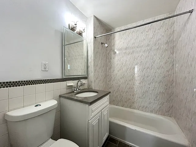 924 Hancock St #2 — Photo 26