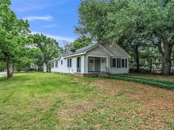 301 S Haswell Dr, Bryan, TX 77803