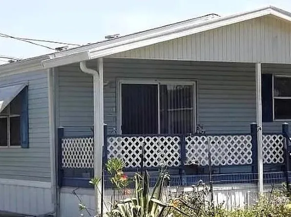 228 Alabama St, Crescent City, FL 32112