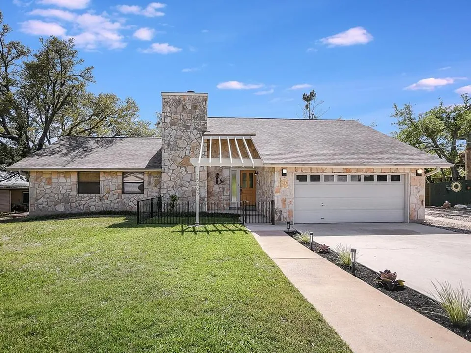 15003 Mettle Dr
